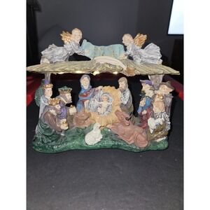 Top Treasures Lighted Nativity Very Pretty Read Description